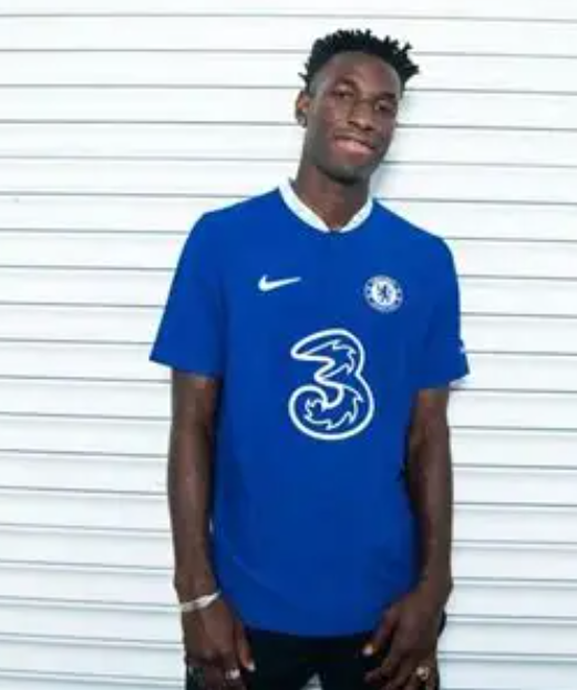 拜仁慕尼黑引援策略調(diào)整：杰克遜或離隊(duì)，凱恩替補(bǔ)成新焦點(diǎn)