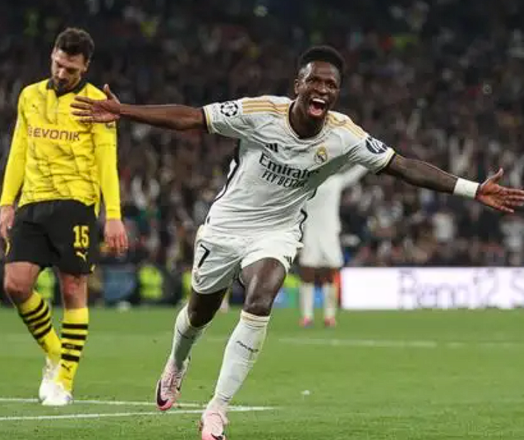 皇馬大勝瓦倫西亞：維尼修斯里程碑之戰(zhàn)，躋身隊(duì)史巴西球員出場(chǎng)三